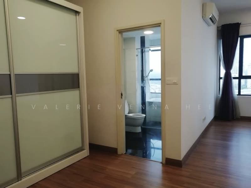 Condominium for Sale at KM1 West - Valerie Venna Hee - Bathroom - PropertyGuru.com.my