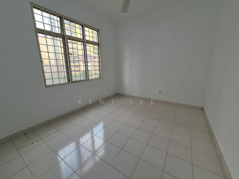 Apartment for Rent at Pangsapuri Lagoon Perdana - Kent Lee - Interior - PropertyGuru.com.my