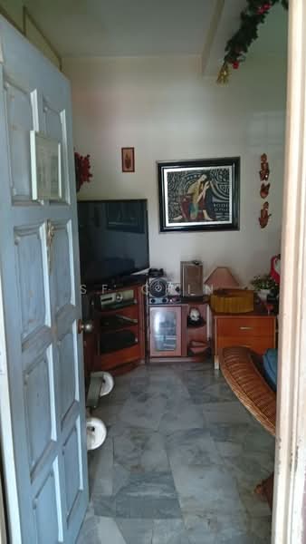 2-storey Terraced House for Sale in Bandar Kinrara (Selangor) - SF Chin - Living Room - PropertyGuru.com.my