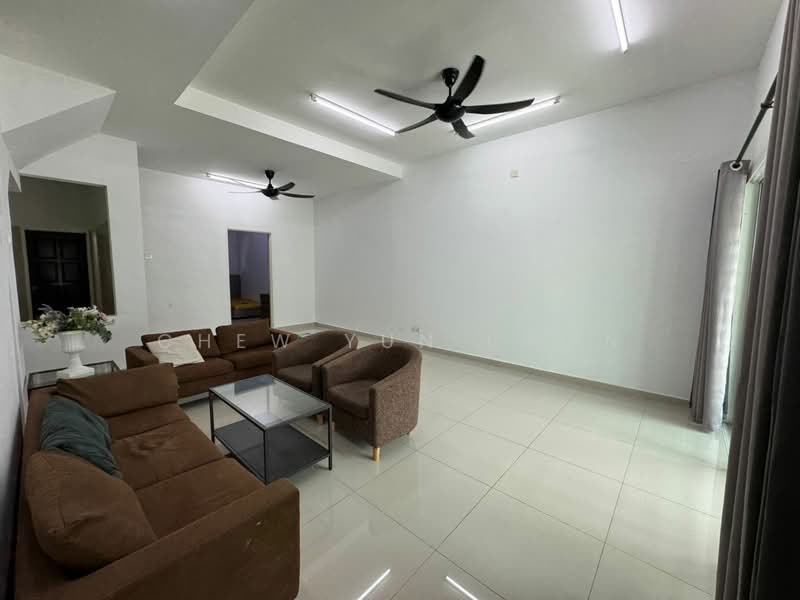Rumah Teres 2 Tingkat untuk Disewa di Skudai (Johor) - Chew Yun Chan - Living Room - PropertyGuru.com.my