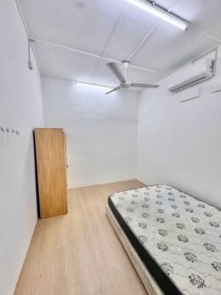 1-storey Terraced House for Rent in Taman Abad (Johor Bahru) - Nelson Tan - PropertyGuru.com.my