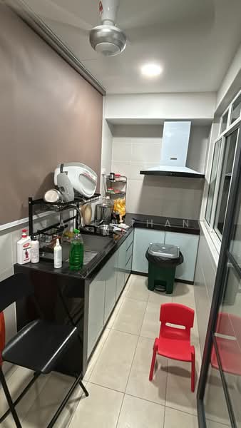 Rumah Teres 2 Tingkat untuk Dijual di Taman Seri Austin (Tebrau) - Javenthan Ng - Kitchen - PropertyGuru.com.my