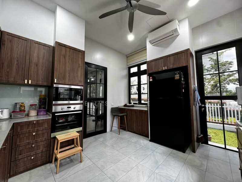Rumah Teres 2.5 Tingkat untuk Dijual di Iskandar Puteri (Nusajaya) (Johor) - Elsa Ee - Kitchen - PropertyGuru.com.my
