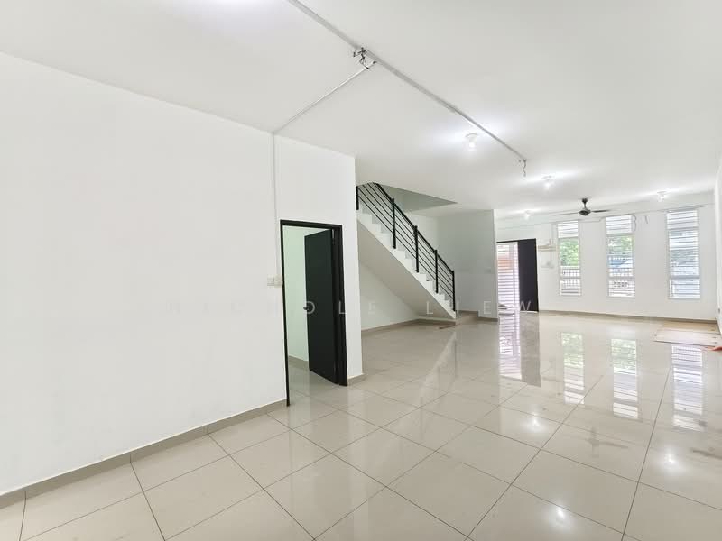 2-storey Terraced House for Sale in Taman Bangi Avenue (Bangi) - Nichole Liew - Interior - PropertyGuru.com.my