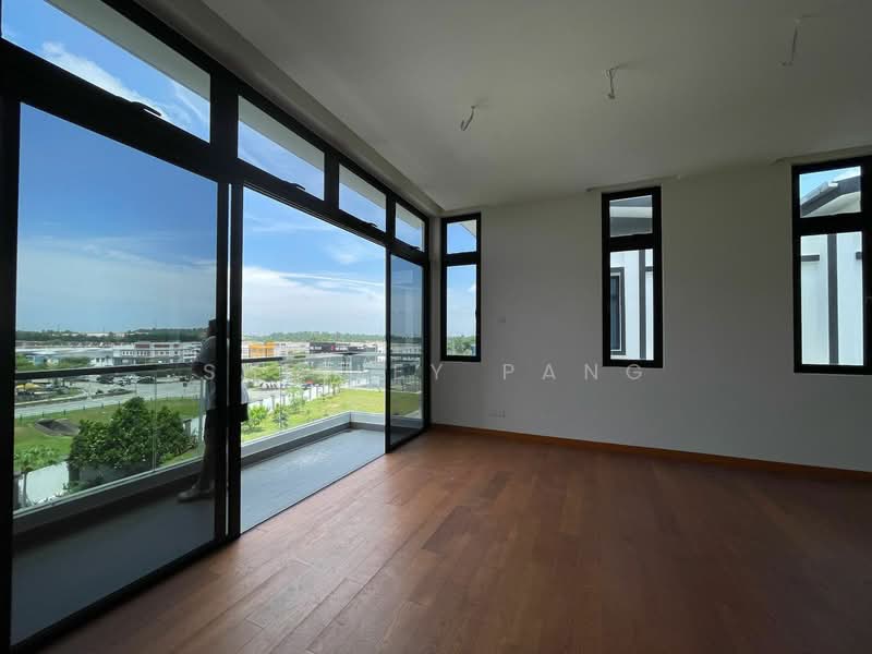 Semi-Detached House for Sale in Iskandar Puteri (Nusajaya) (Johor) - Shirley Pang - Balcony - PropertyGuru.com.my