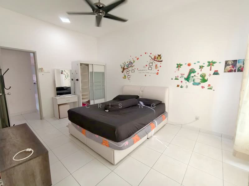 Condominium for Sale at The Golden Triangle Condominium - Cris Ng - Bedroom - PropertyGuru.com.my