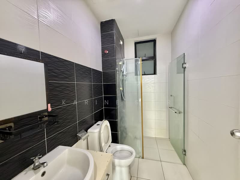 Service Residence for Rent at The Platino Serviced Apartment - Karine Sior - Bathroom - PropertyGuru.com.my