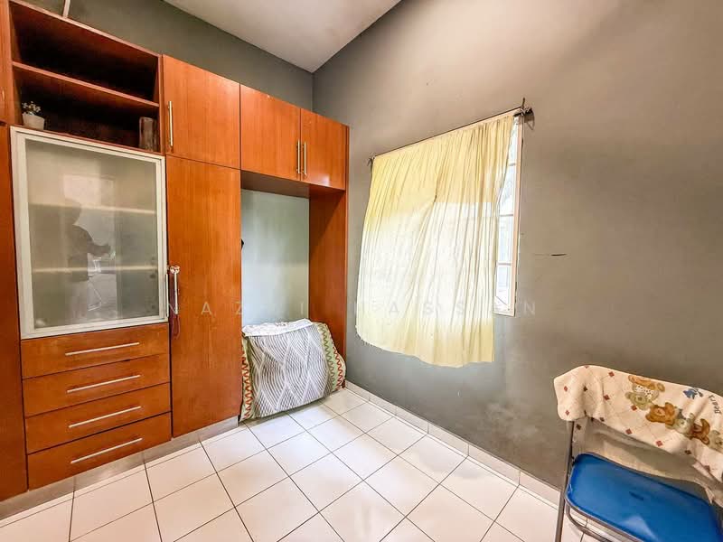 Rumah Banglo untuk Dijual di Kota Damansara (Selangor) - Nazri Hassan - Bedroom - PropertyGuru.com.my
