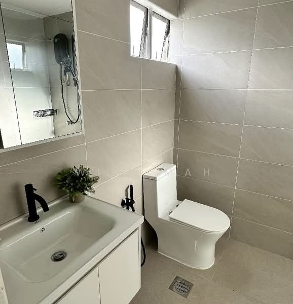Kondominium untuk Disewa di Villa Makmur - Wind Mah - Bathroom - PropertyGuru.com.my