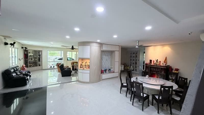 2-storey Terraced House for Sale in Bandar Kinrara Seksyen 1 (Bandar Kinrara) - Ashby Chan - Living Room - PropertyGuru.com.my