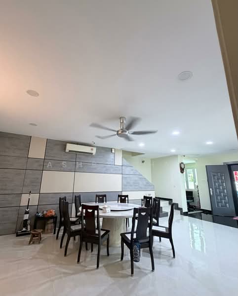 2-storey Terraced House for Sale in Bandar Kinrara Seksyen 1 (Bandar Kinrara) - Ashby Chan - Dining Room - PropertyGuru.com.my