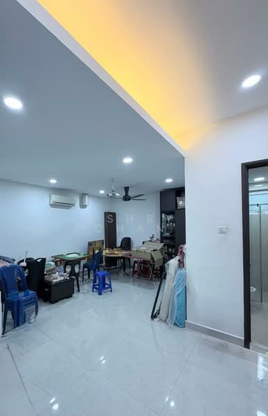 2-storey Terraced House for Sale in Bandar Kinrara Seksyen 1 (Bandar Kinrara) - Ashby Chan - Living Room - PropertyGuru.com.my