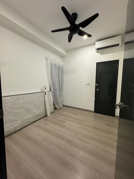Condominium for Rent at The Holmes 2 - Lucas Ho - Bedroom - PropertyGuru.com.my