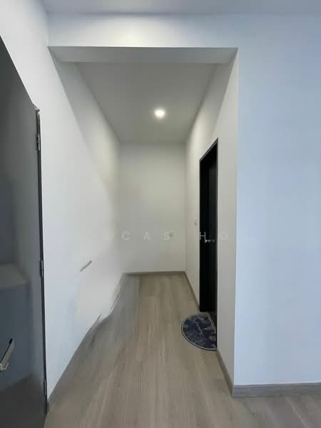 Condominium for Rent at The Holmes 2 - Lucas Ho - Corridor - PropertyGuru.com.my