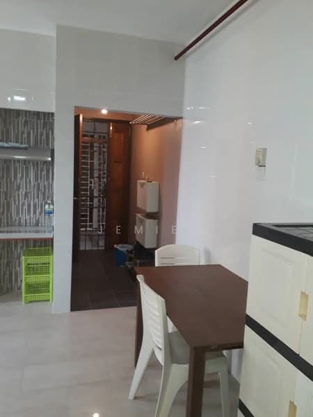 Pangsapuri untuk Disewa di Prima Regency - Jemie . - Dining Room - PropertyGuru.com.my