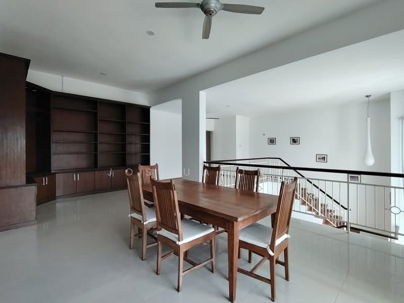 Condominium for Sale at Tanjung Beach Condominium - Joshua Ong - Dining Room - PropertyGuru.com.my