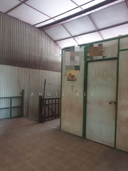 Shop for Sale in Kampung Baru Seri Kembangan (Seri Kembangan) - Angie Bee - Interior - PropertyGuru.com.my
