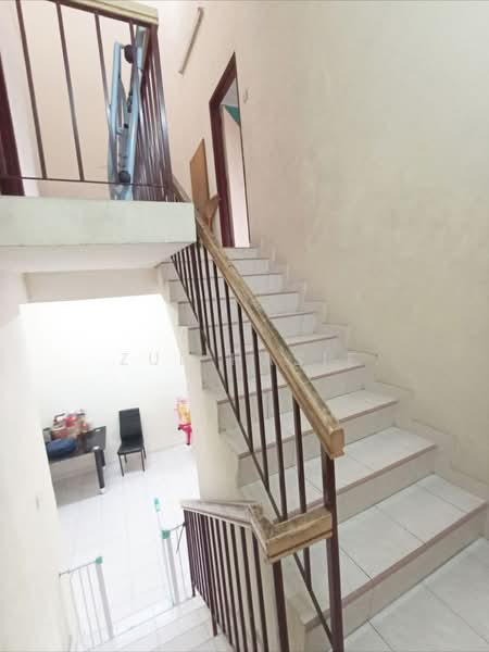 Rumah Teres 2 Tingkat untuk Dijual di Seksyen 23 (Shah Alam) - Zul Hasif - PropertyGuru.com.my