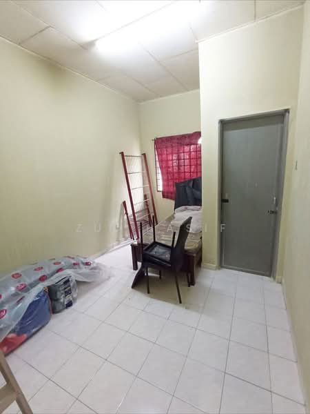 Rumah Teres 2 Tingkat untuk Dijual di Seksyen 23 (Shah Alam) - Zul Hasif - PropertyGuru.com.my