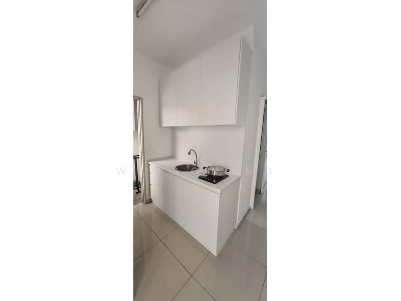 Servis Apartment untuk Disewa di Centrestage Designer Suite - Winson Ng - Kitchen - PropertyGuru.com.my