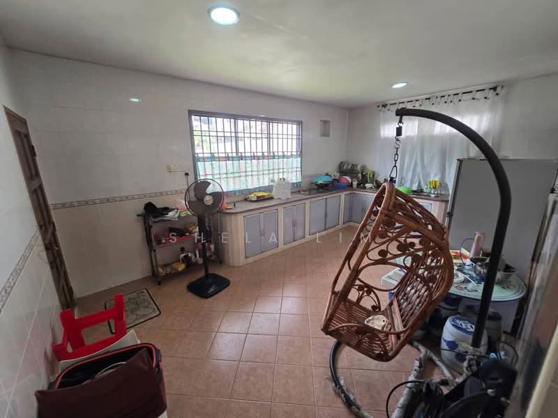 2-storey Terraced House for Sale in Taman Daya (Johor Bahru) - Shela Lim - Kitchen - PropertyGuru.com.my