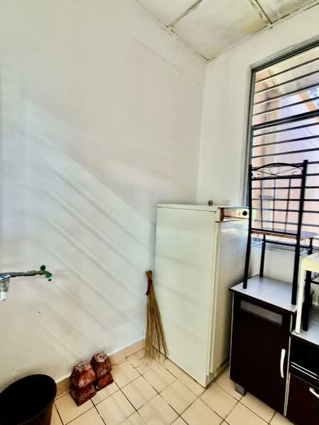 Apartment for Sale at Lili - Sariza Hartanah - Interior - PropertyGuru.com.my