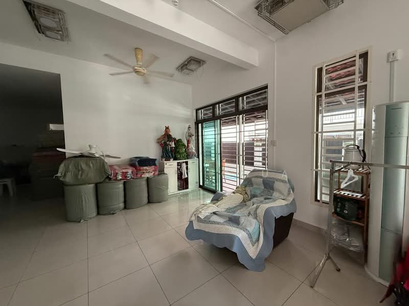 Cluster House for Sale in Horizon Hills (Iskandar Puteri (Nusajaya)) - Jacob Chua - Living Room - PropertyGuru.com.my