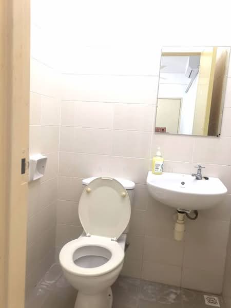 Apartment for Rent at Tunas Residensi - Emma Chan - Bathroom - PropertyGuru.com.my