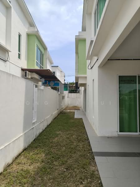 2-storey Terraced House for Sale in Bandar Sri Sendayan (Negeri Sembilan) - Ong Jia Hui - Exterior - PropertyGuru.com.my