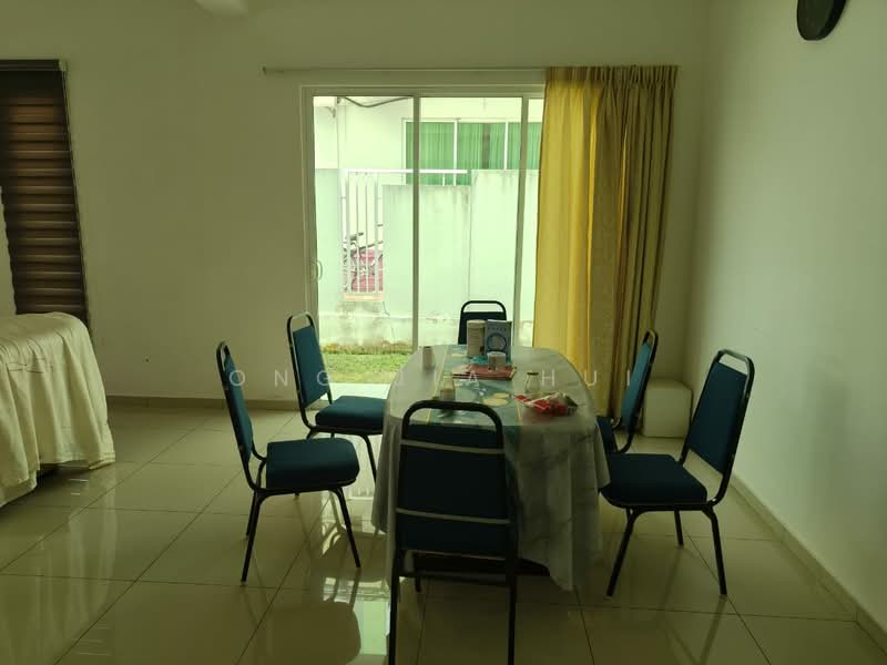 2-storey Terraced House for Sale in Bandar Sri Sendayan (Negeri Sembilan) - Ong Jia Hui - Dining Room - PropertyGuru.com.my