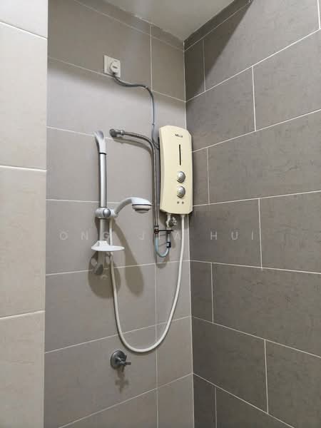 2-storey Terraced House for Sale in Bandar Sri Sendayan (Negeri Sembilan) - Ong Jia Hui - Bathroom - PropertyGuru.com.my