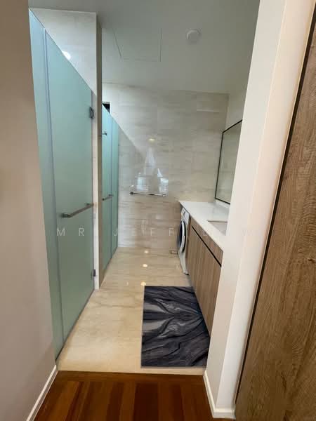 Service Residence for Sale at 10 Stonor - Mr Jeff Low - Bathroom - PropertyGuru.com.my