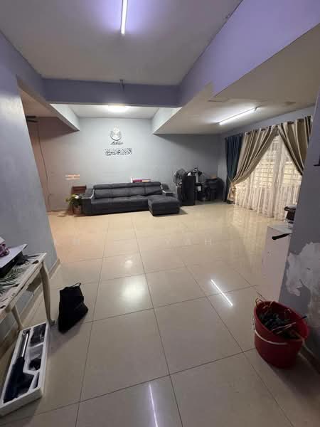 Rumah Teres 2 Tingkat untuk Dijual di Kota Damansara (Selangor) - SITI KHAIRIYAH JAAFAR - Living Room - PropertyGuru.com.my