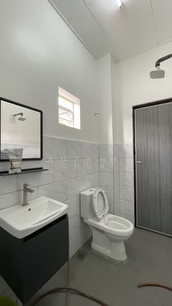 2-storey Terraced House for Sale in Bandar Bukit Tinggi (Klang) - Amenny Chua - Bathroom - PropertyGuru.com.my