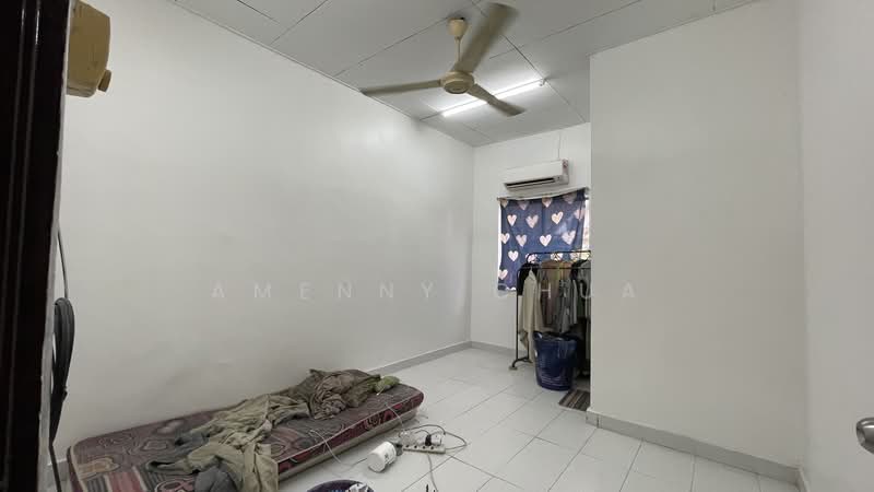 2-storey Terraced House for Sale in Bandar Bukit Tinggi (Klang) - Amenny Chua - Bedroom - PropertyGuru.com.my