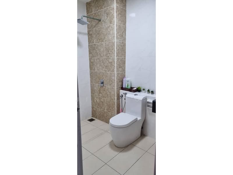 Service Residence for Rent at D'Summit Residences - Jin Teok - Bathroom - PropertyGuru.com.my