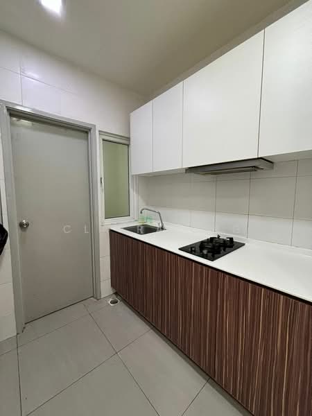 Service Residence for Sale at Seasons Amara Larkin - Claira Ong - Kitchen - PropertyGuru.com.my