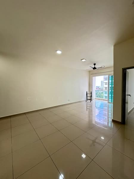 Service Residence for Sale at Seasons Amara Larkin - Claira Ong - Living Room - PropertyGuru.com.my