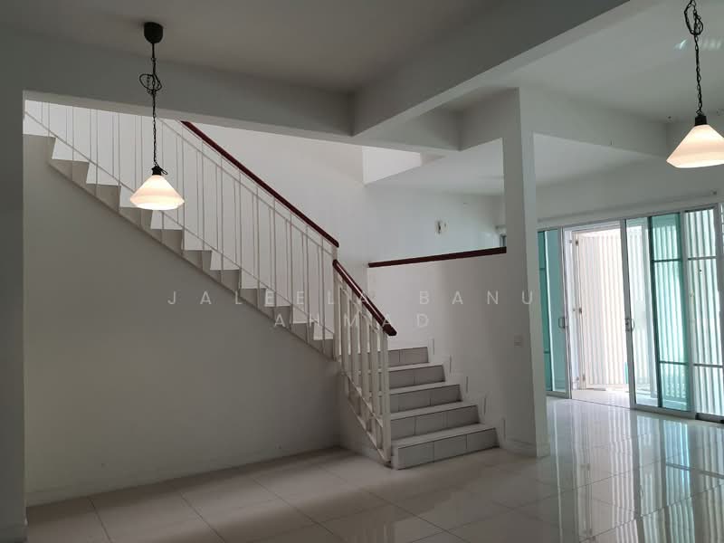 2-storey Terraced House for Sale in Shah Alam (Selangor) - Jaleela Banu Ahmad - Interior - PropertyGuru.com.my