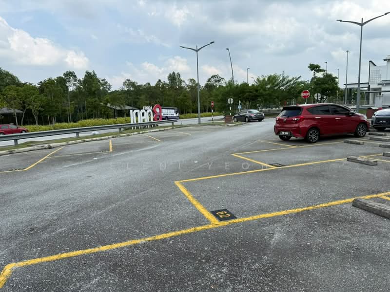 Kedai / Pejabat untuk Dijual di Seksyen U16 (Shah Alam) - Eleni Yeoh - Exterior - PropertyGuru.com.my