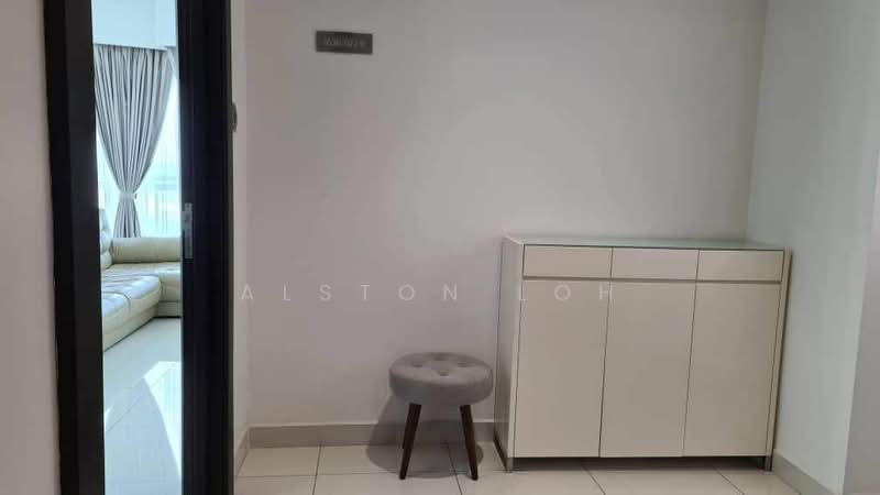 Kondominium untuk Disewa di Gurney Paragon - Alston Loh - Living Room - PropertyGuru.com.my