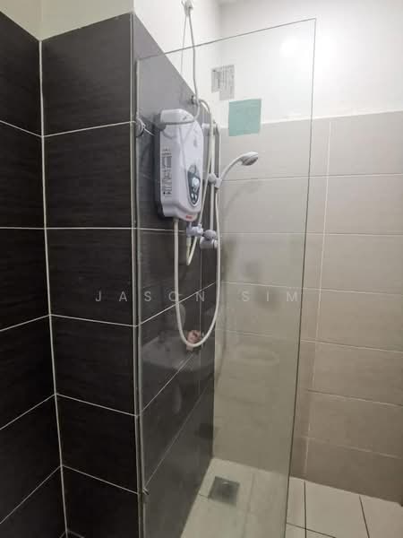 Apartment for Sale at Midori Green (Pangsapuri Hijauan) - Jason Sim - Bathroom - PropertyGuru.com.my