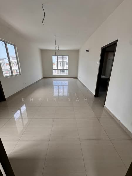 Semi-Detached House for Sale in Rawang (Selangor) - SITI KHAIRIYAH JAAFAR - PropertyGuru.com.my