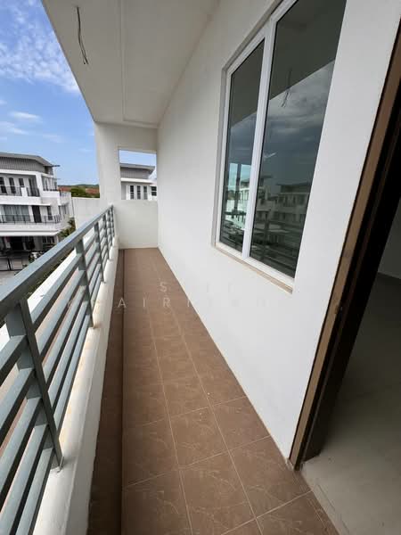 Semi-Detached House for Sale in Rawang (Selangor) - SITI KHAIRIYAH JAAFAR - PropertyGuru.com.my