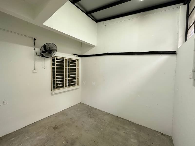 2-storey Terraced House for Sale in Kota Emerald (Rawang) - Evelyn Khoo - Back Yard - PropertyGuru.com.my