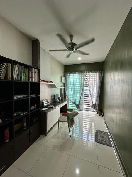Rumah Berkembar untuk Dijual di Bercham (Ipoh) - Lee Muzi - Study - PropertyGuru.com.my