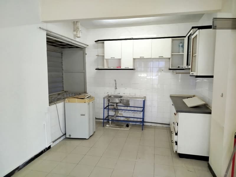 Condominium for Sale at Villa Condominium - Alston Loh - Kitchen - PropertyGuru.com.my