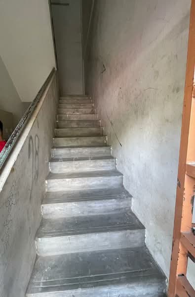 Kilang untuk Disewa di Taman Bukit Serdang (Seri Kembangan) - Jack Lai - Corridor - PropertyGuru.com.my