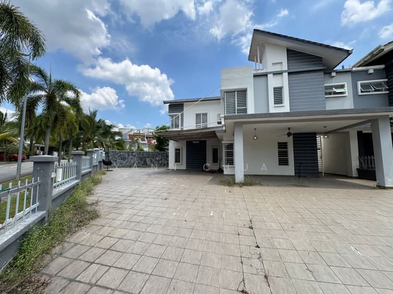 Semi-Detached House for Sale in Puchong (Selangor) - Xann Chua - Exterior - PropertyGuru.com.my