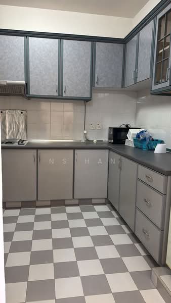 Condominium for Sale at The Golden Coast - NS Han - Kitchen - PropertyGuru.com.my